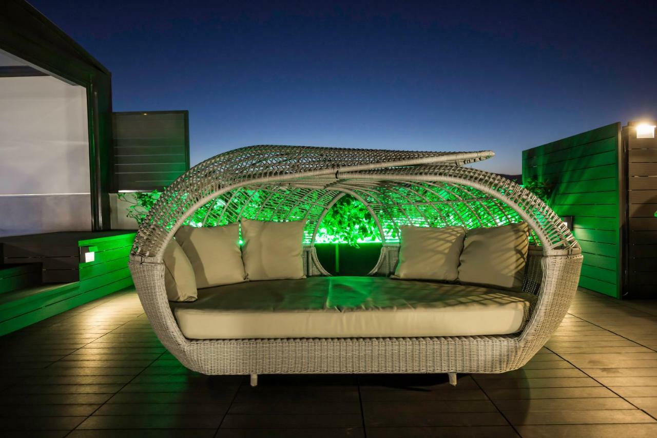 Zambelis Athens Penthouse Spa ภายนอก รูปภาพ